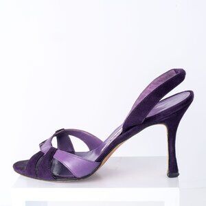 Manolo Blahnik Purple Suede & Leather Slingback Heels - Elegant & Timeless!